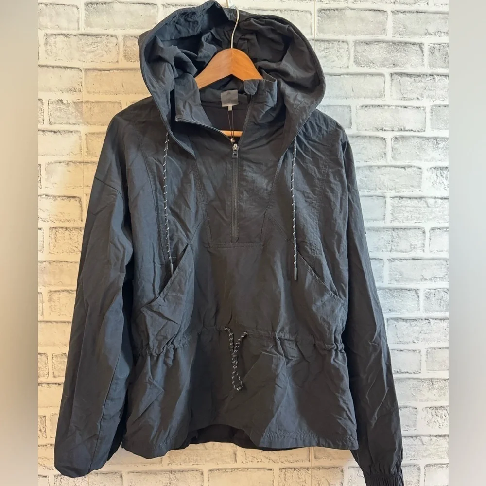 NWT! Women’s Calia solid black pullover hooded windbreaker jacket XS $118